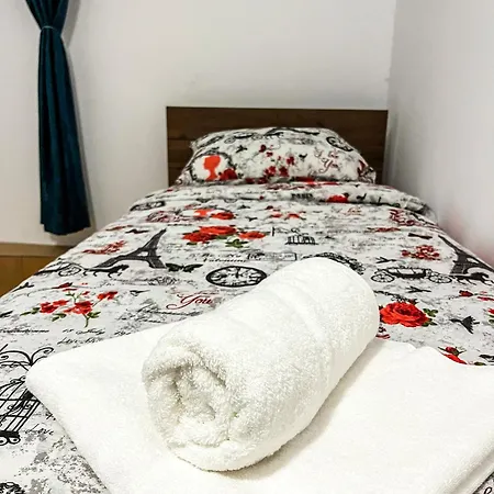 Private In Silvy's Pretty House 旅馆 布尔加斯